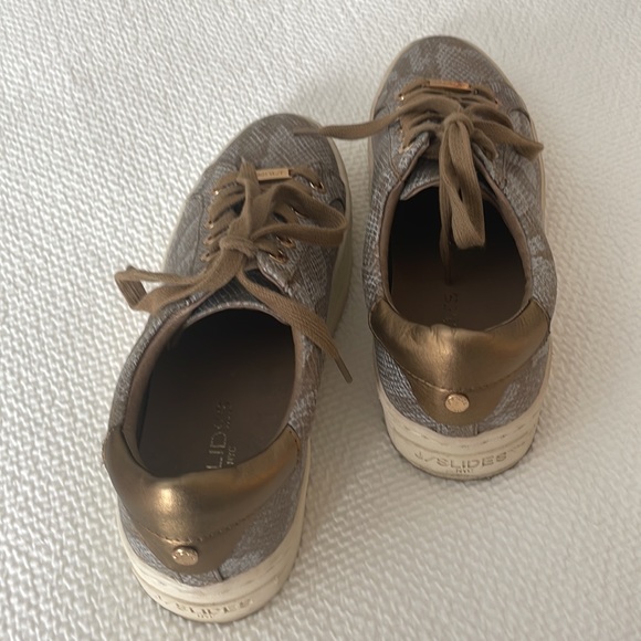 J/Slides, size 7, EUC, comfortable platform type shoe, tan & bluish print. - Picture 2 of 3